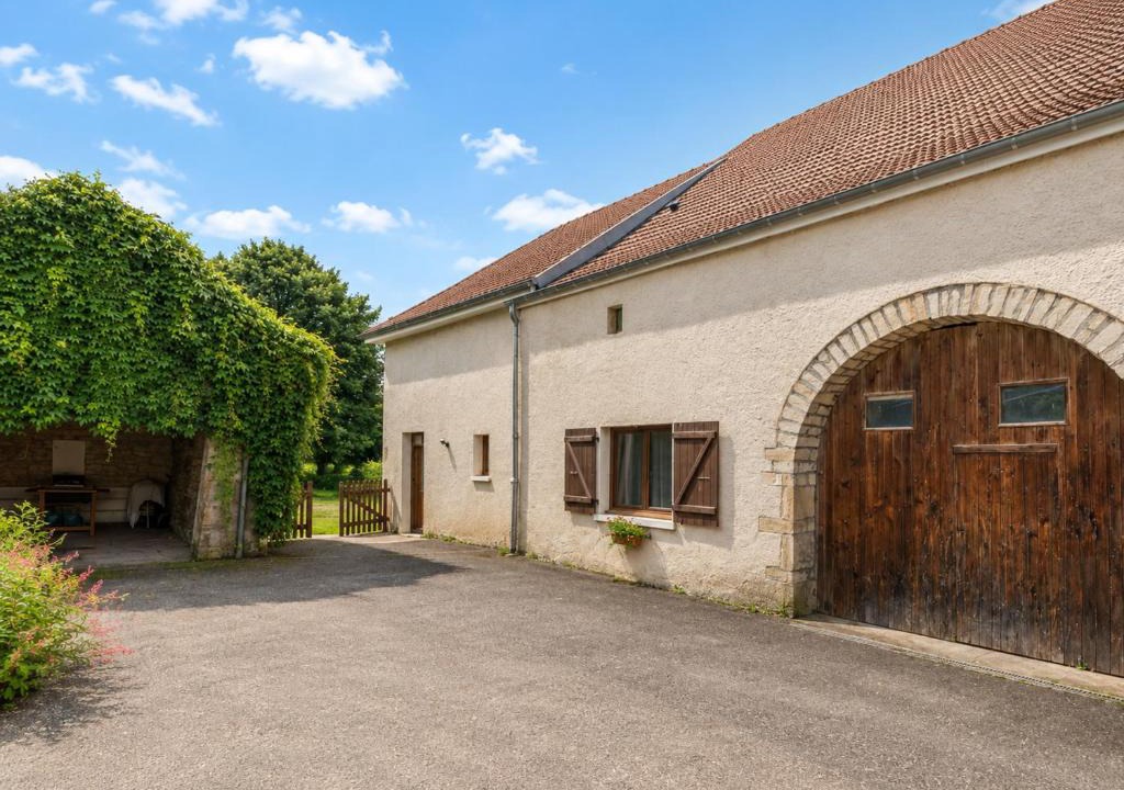 Confracourt House | Gîte confortable de plain-pied à Confracourt, nature et détente - FR-1-583-445