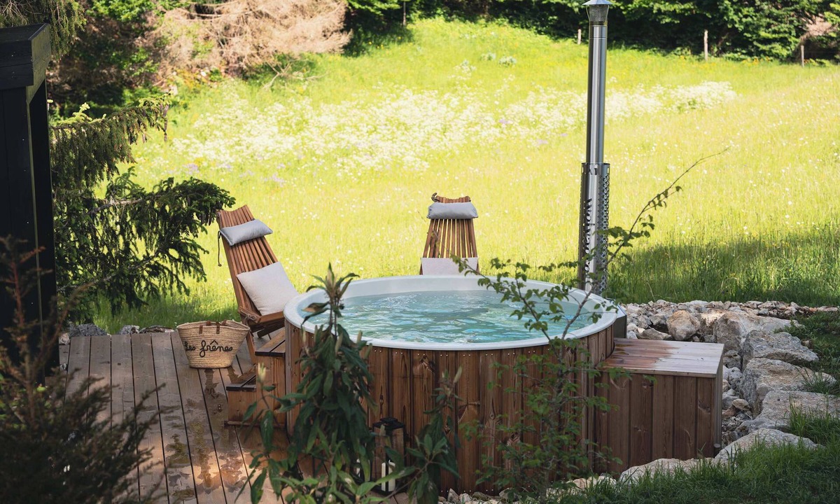 Premanon Apartment | Gîte dans ferme en pierre, bain nordique et sauna