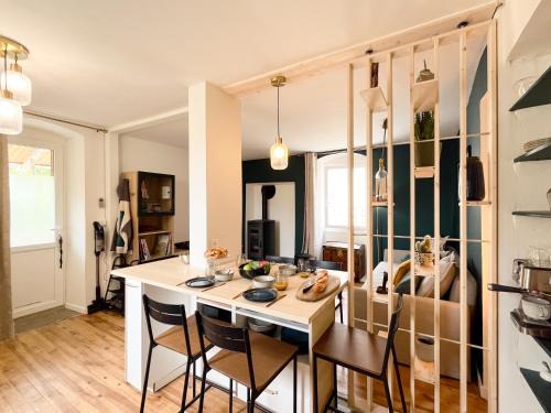 Laval-d'Aix House | Gîte de Charme "Le Cocon du Diois" - Calme Absolu