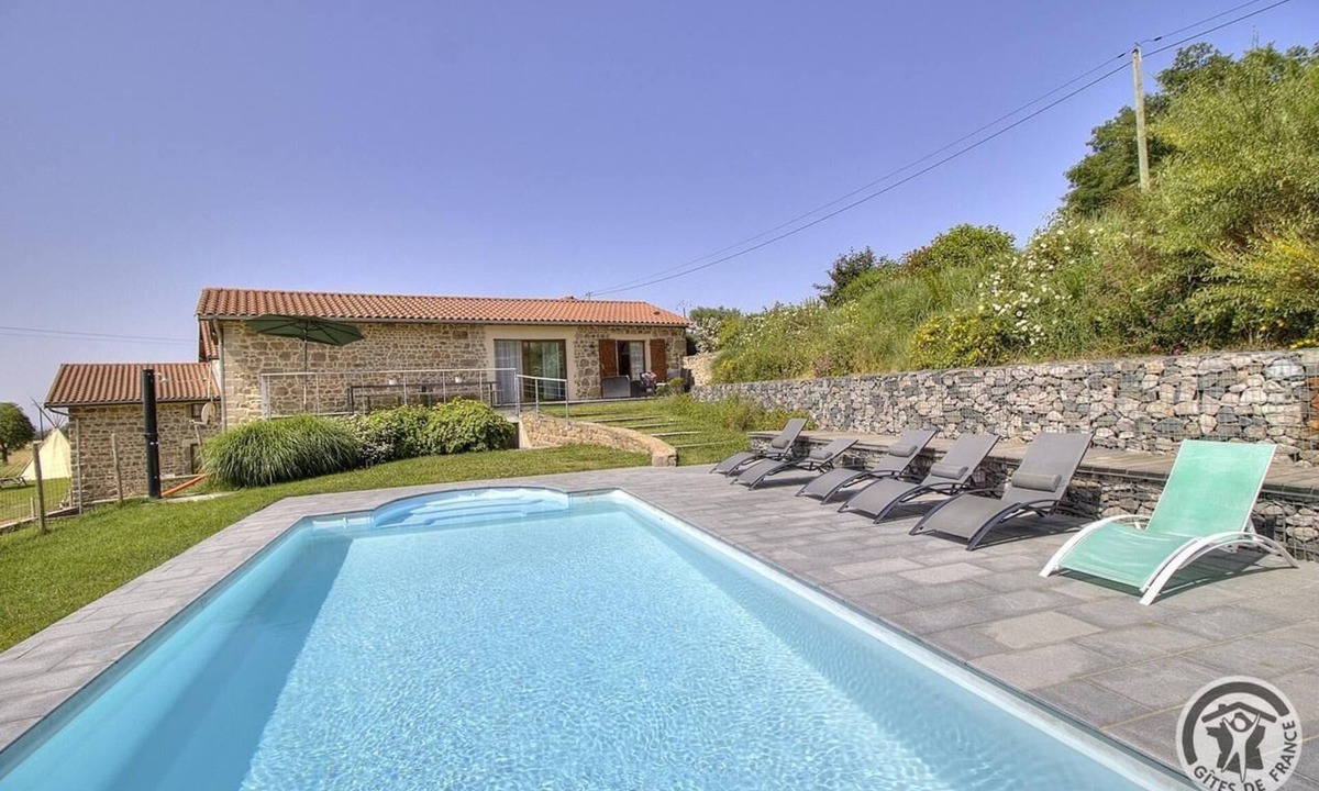 Longessaigne House | Gîte de l'Ouest - LONGESSAIGNE