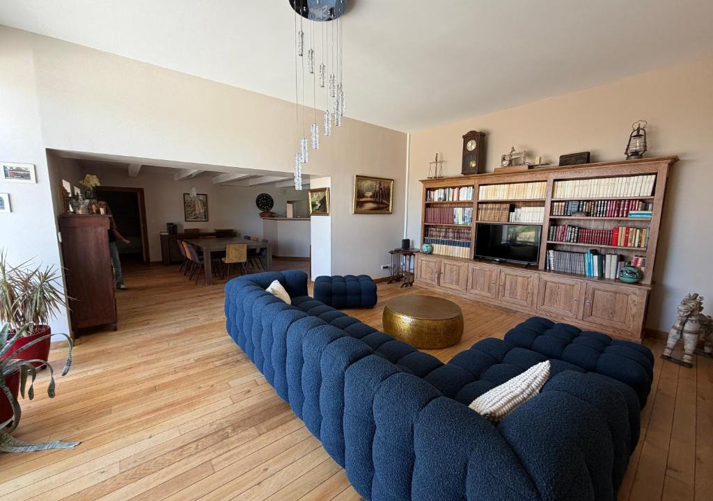 Commenailles House | gîte du bel étang