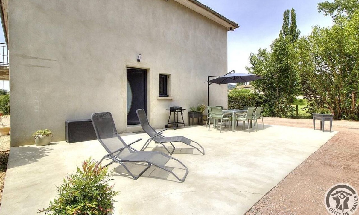 Bourg-de-Thizy House | Gîte du Moulin - THIZY LES BOURGS
