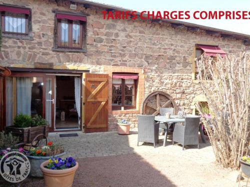 Cuinzier House | Gîte en pleine nature avec jardin, animaux acceptés - FR-1-496-183