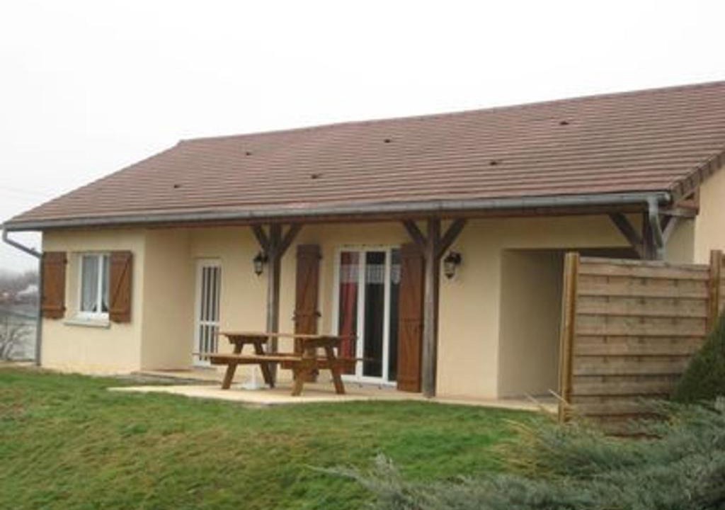 Fontenoy-le-Chateau House | Gîte idéal pour cure thermale, proche port de plaisance, terrasse et grand terrain. - FR-1-589-69