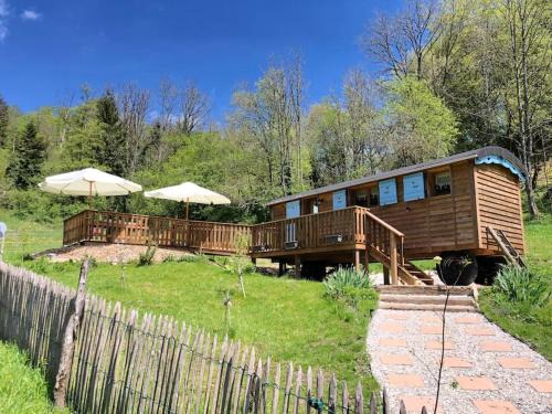 Vennes House | Gîte insolite, logement fabuleux