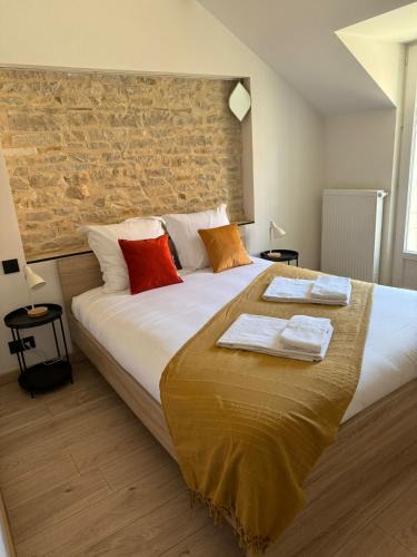 Buxy House | Gîte L'Écrin - Maison de charme 8Pers