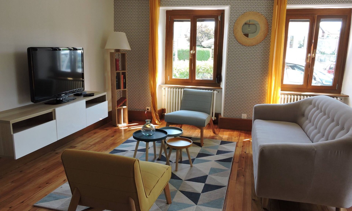 Sainte-Marie Villa | "Gîte La Cerise sur le Gâteau" Spacious country house with private garden.