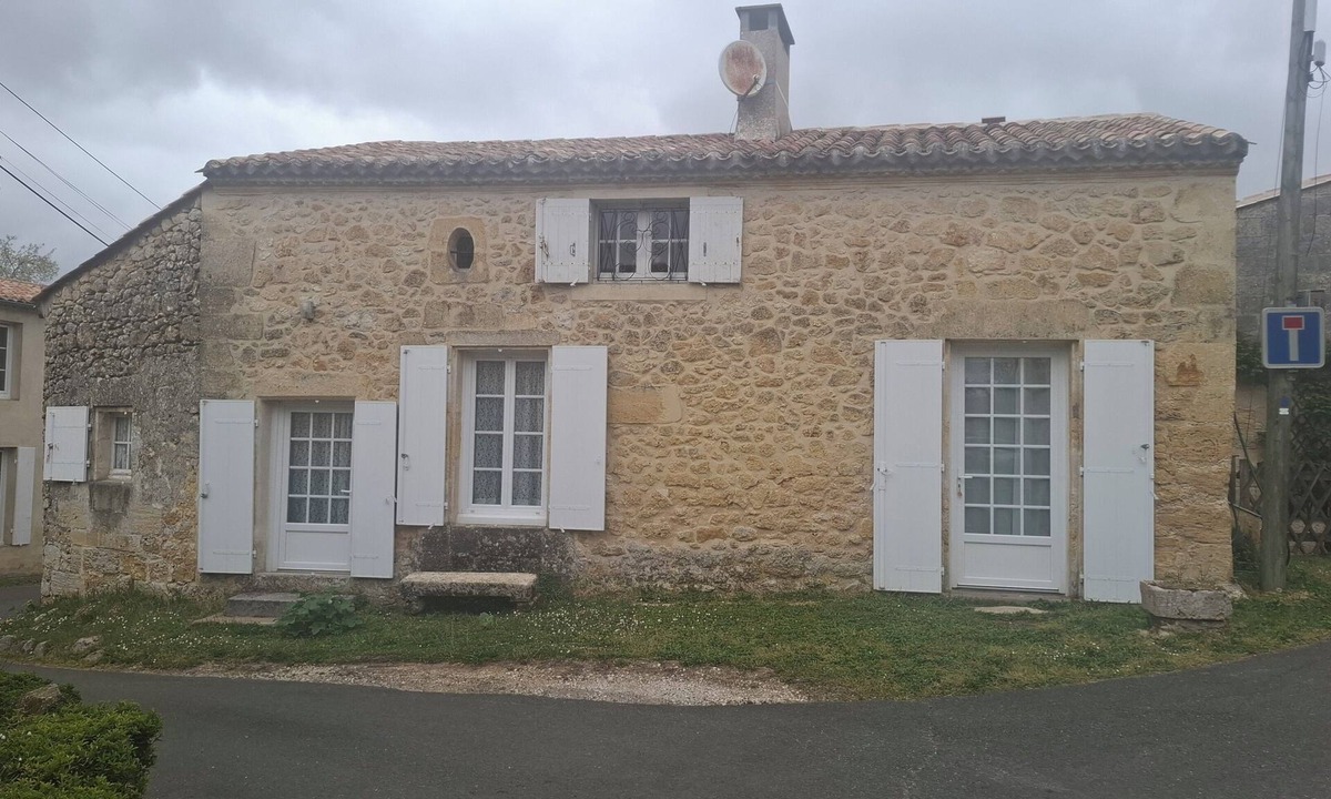 Saint-Aubin-de-Branne House | Gîte la Hâge | Clim | Wifi ~ 10" St Émilion