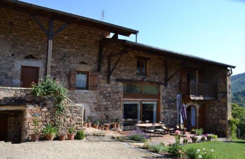 Bourgvilain Apartment | Gîte la Framboisine