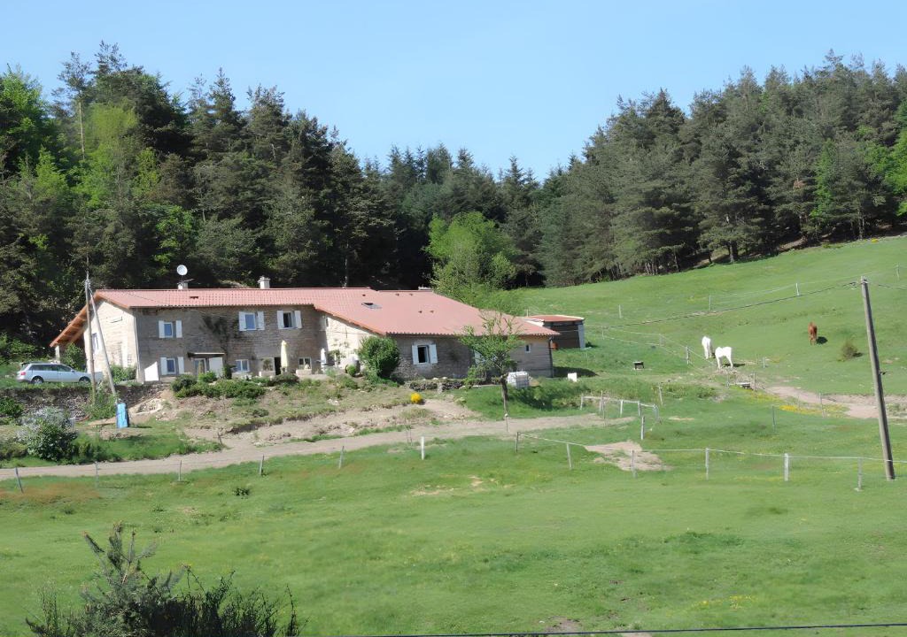 Saint-Julien-Labrousse House | Gîte Les Combes Claires