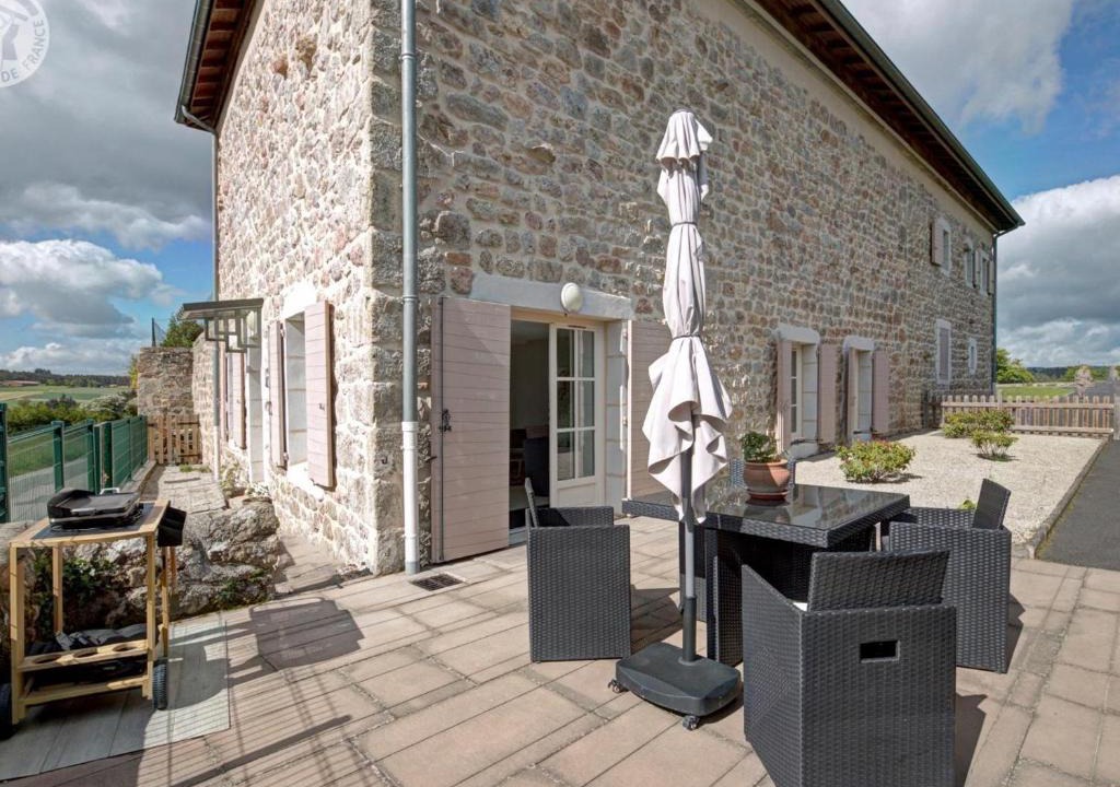 Usson-en-Forez House | Gîte moderne au cœur de la nature - 4 pers. - FR-1-496-417