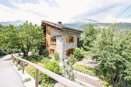 Bramans Apartment | Gîte montagnard Savoyard