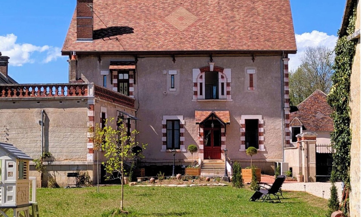 Leugny House | Gîte Saint Sauveur en Puisyae