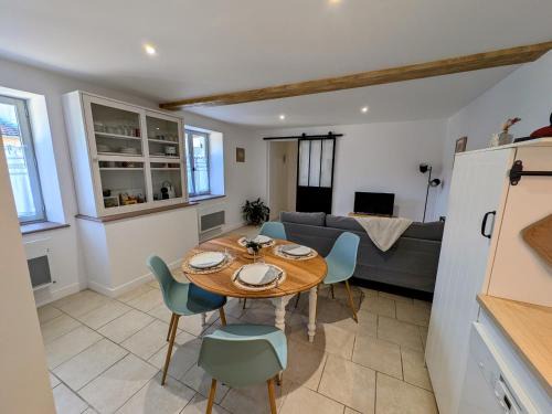 Champlitte House | Gîte tout confort au cœur de Champlitte - 6 pers. - FR-1-583-522