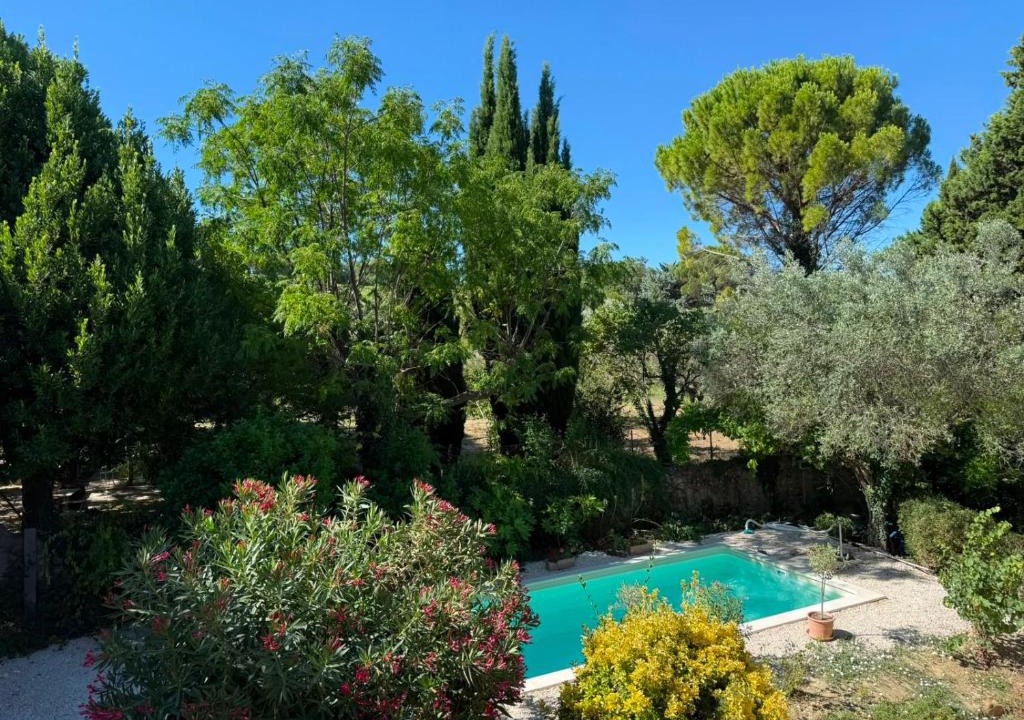 Tulette Apartment | Gîtes à la ferme, Le Jardin Bleu, Le Gîte Bleu