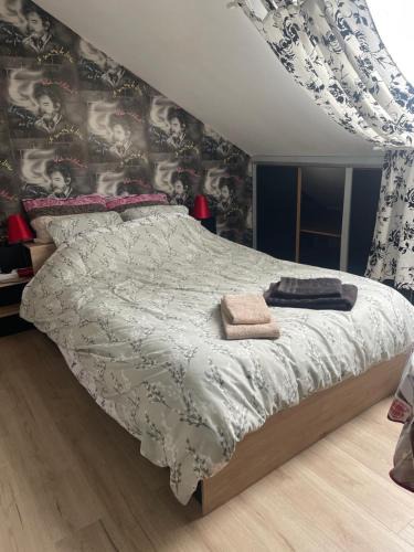 Ouroux-sur-Saone House | Gainsbourg