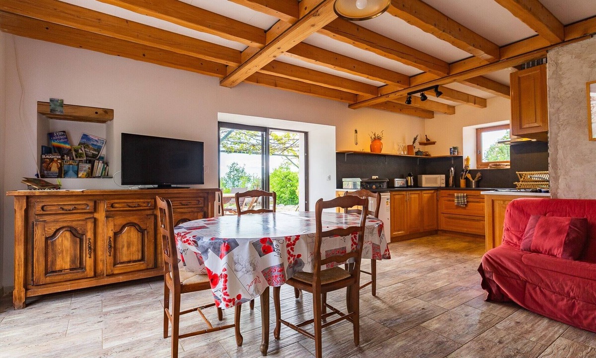 Presles House | Ganisson Cottage in the Heart of Nature