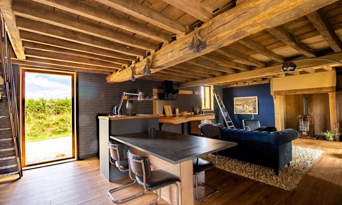 Saint-Hilaire-Fontaine House | Gite Briffaut
