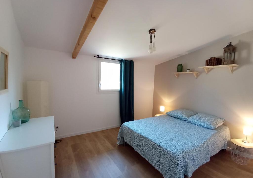 Etoile-sur-Rhone Apartment | Gite cosy et spacieux