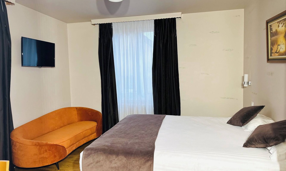 Rupt-sur-Moselle Hotel | Gite DE Groupe Avec Salle DE Reception