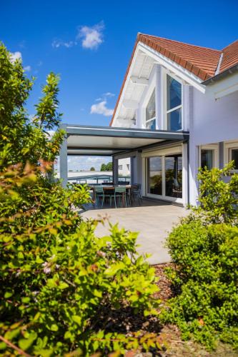 Gigny-sur-Saone Villa | Gite de Mortagne, Villa avec Piscine