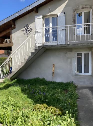 Vertamboz House | Gite Des 4 Lacs