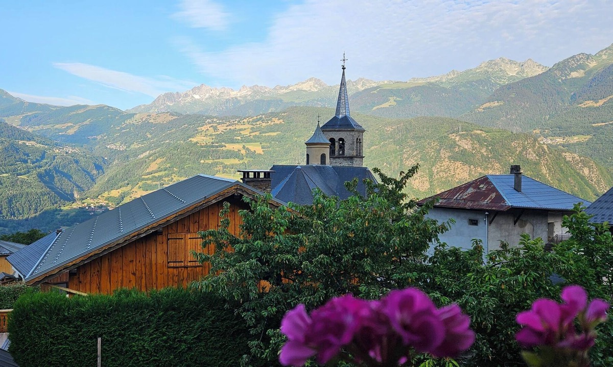Aigueblanche Ski Chalet | GITE DES BOVATES in a Mountain Village in Savoie