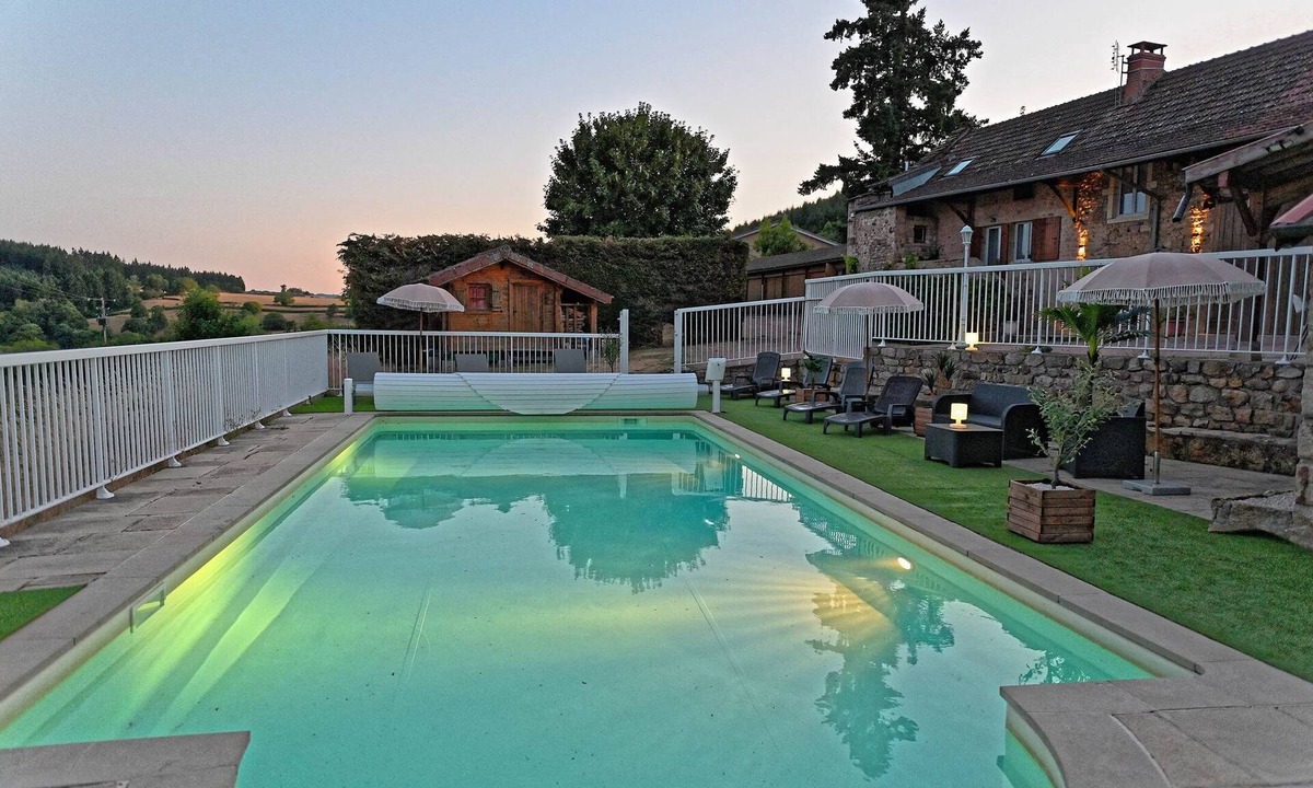 Bergesserin House | Gîte Domaine Bayard with swimming pool or wellness area (spa and sauna)