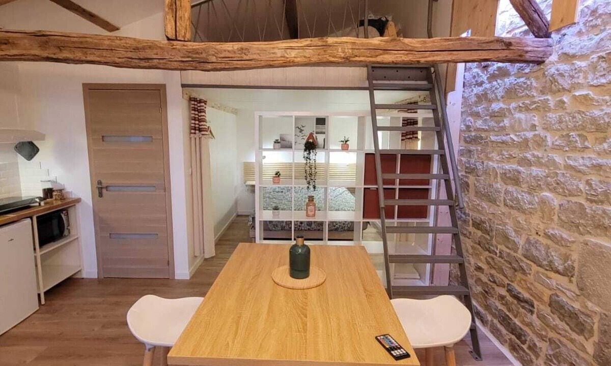 Arc-et-Senans Apartment | Gite du verger in Arc et Senans