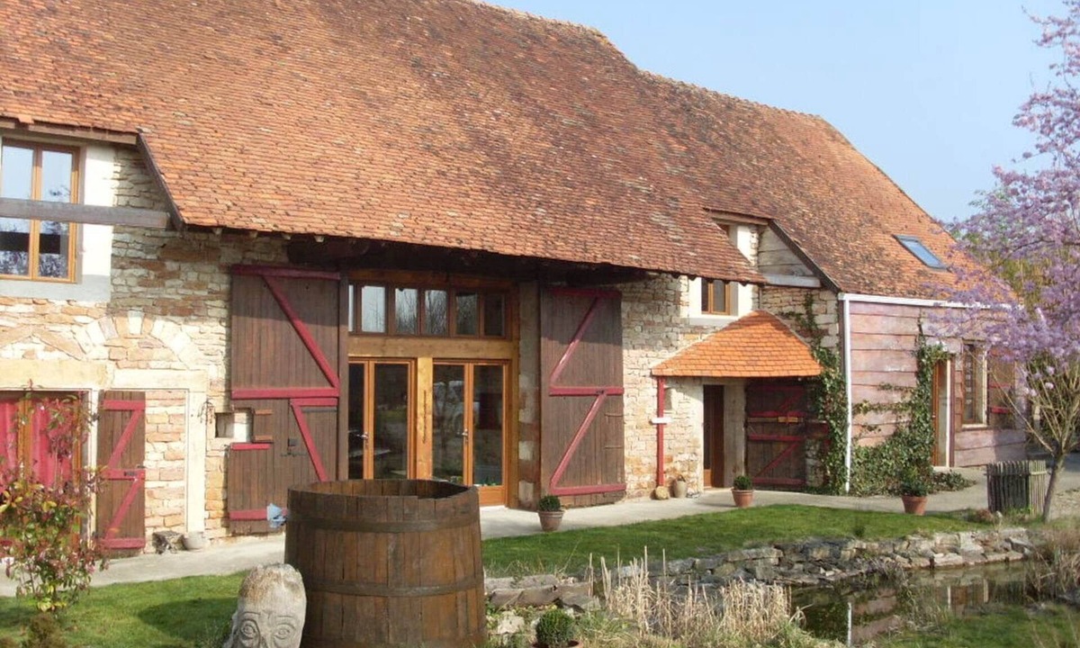 Messey-sur-Grosne House | Gite for 15 people