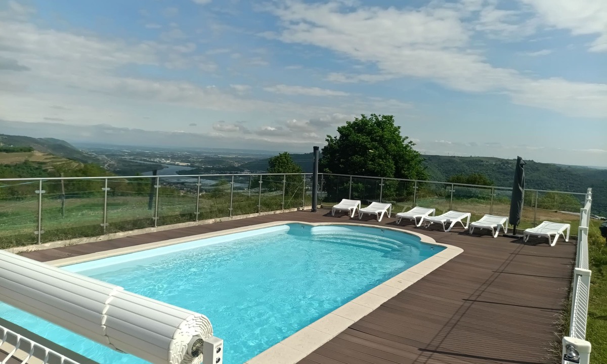 Ozon Cottage | Gite in Ardeche north overlooking the Rhone with heated pool, 3 stars