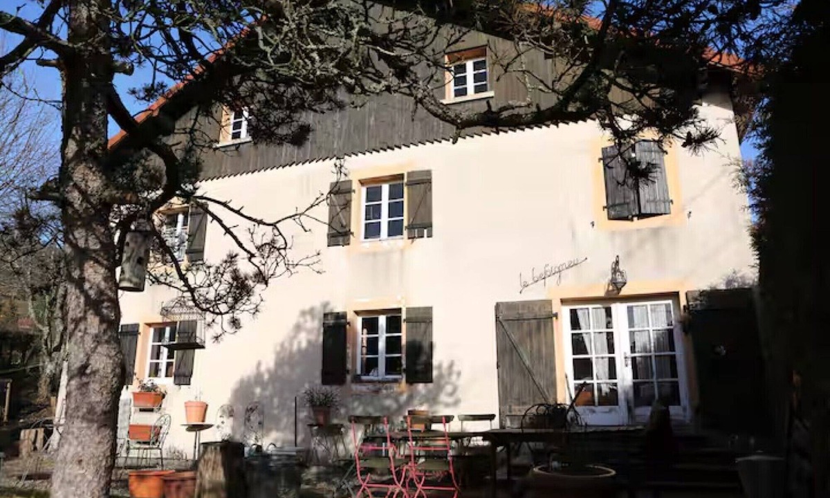 Ferdrupt Cottage | Gîte “Le Befoigneu” with Mountain View, Private Terrace and Wi-Fi