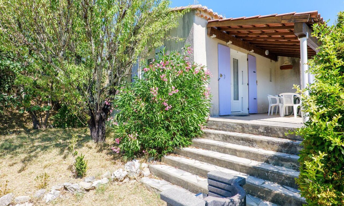 Bessas House | Gite Le Micocoulier La Fontinelle – Peaceful Retreat in Ardèche Near Vallon Pont d'Arc