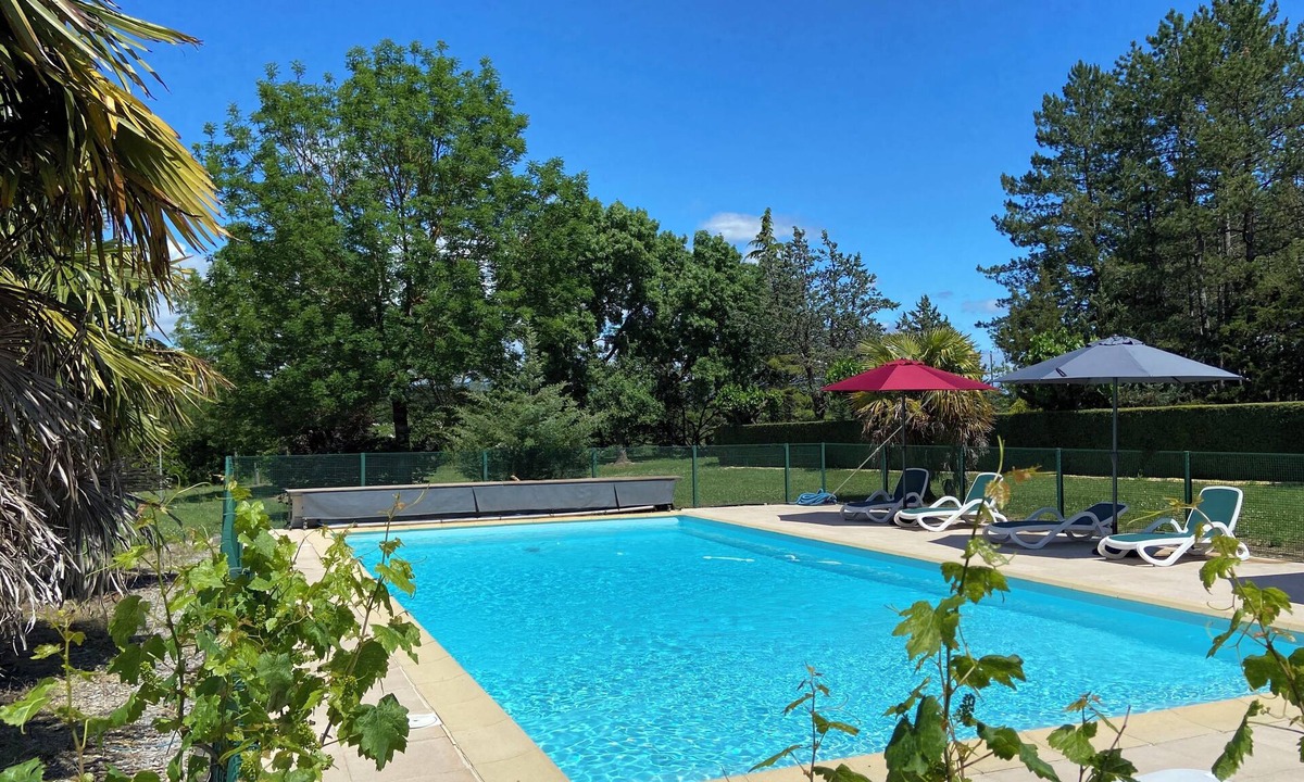 Saint-Alban-sous-Sampzon Bed & Breakfast | Gites for rent in south Ardeche, quiet, swimming pool and air conditioning