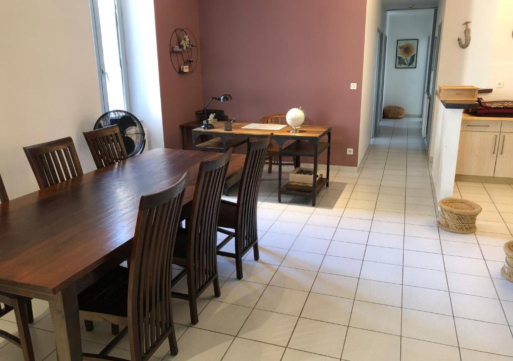 Romans-sur-Isere Apartment | Grand appartement centre ville