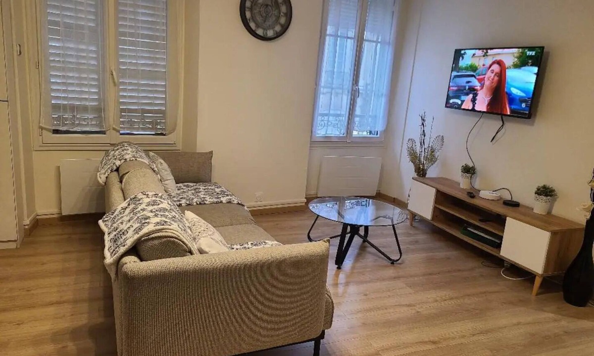 Arpajon Apartment | Grand F3 de 71m2 en plein centre ville Arpajon