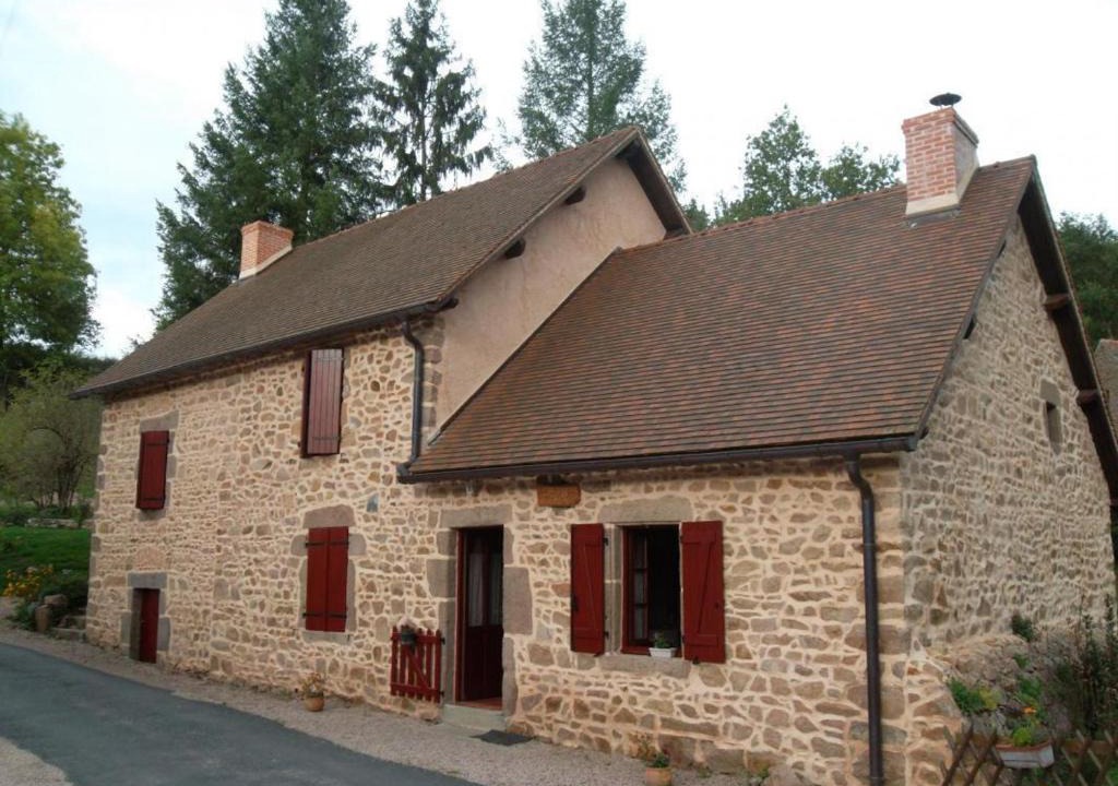 Barrais-Bussolles House | Grand gîte à Barrais-Bussolles avec cheminée et animaux acceptés - FR-1-489-21