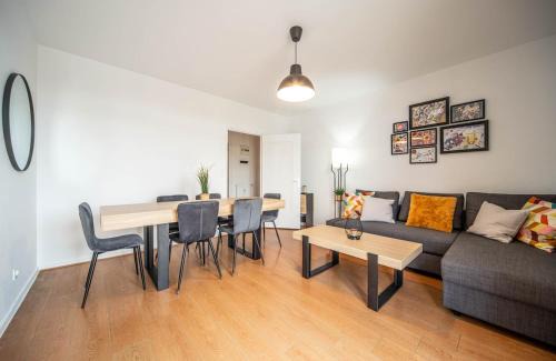 Chalon-sur-Saone Apartment | Grand T5 lumineux de 4 chambres idéal pour les familles et les professionnels