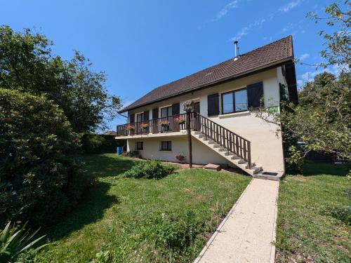 Champagney House | Grande maison proche des Vosges, idéale cyclisme et randonnée, animaux admis, vélos à dispo - FR-1-583-298