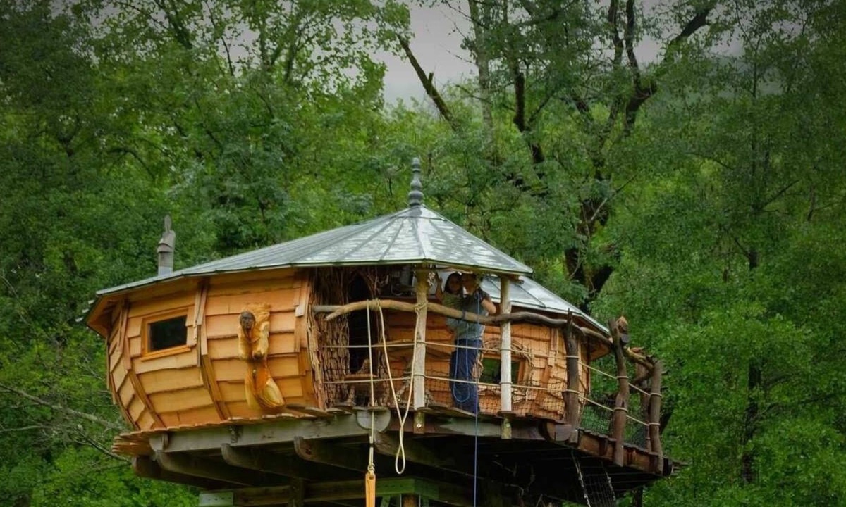 Nans-sous-Sainte-Anne Cabin | Green, magical, unusual, cozy accommodation for lovers