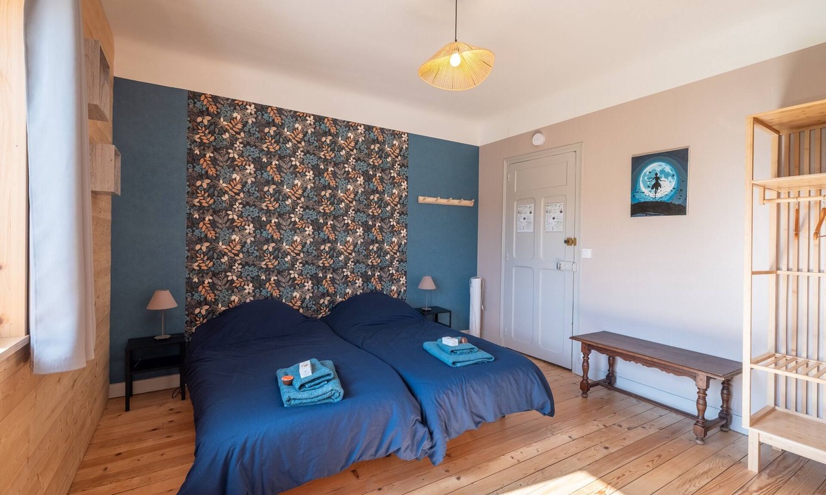 Bru Apartment | Guest Room 'Chambre Myrtille' with Wi-Fi