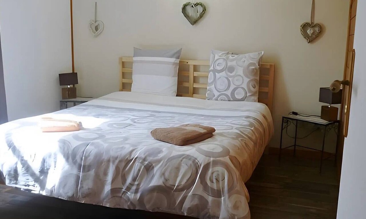 Gerbepal Apartment | Guesthouse “Chambre Suite Mansio” with Shared Terrace, Garden & Wi-Fi