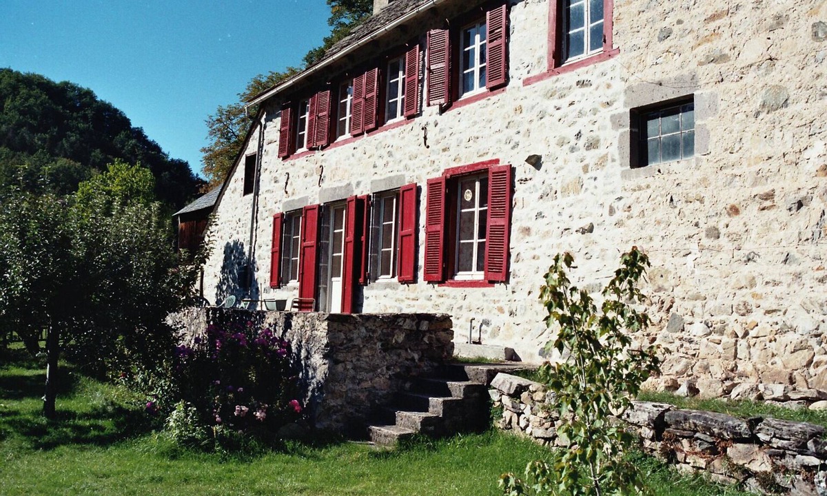 Montboudif House | Hôtel de Caractère Rénové Avec Soin