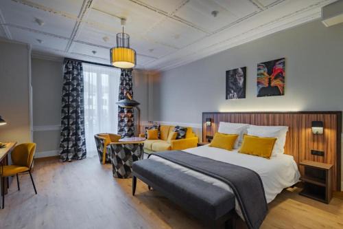 Contrexeville Hotel | Hôtel des XII Apôtres & de la Clé des Champs