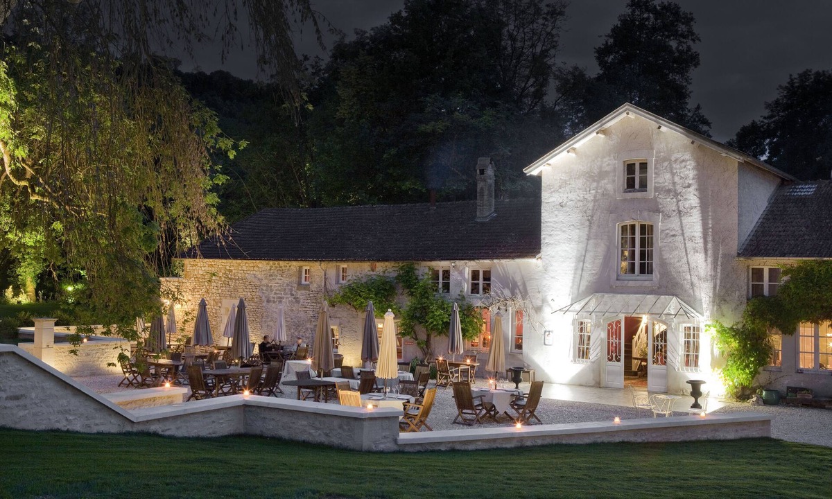 Gudmont Hotel | Hôtel la Source Bleue