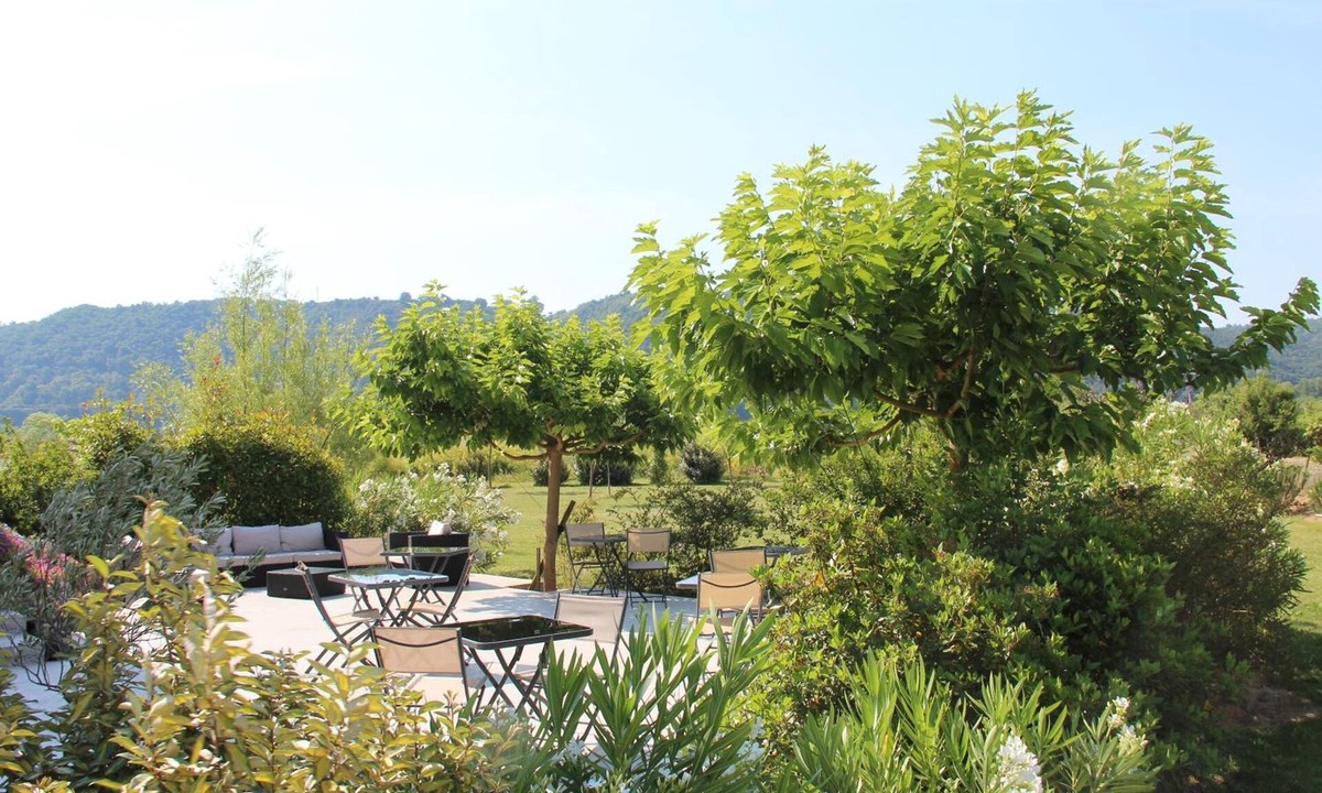 Ampuis Hotel | Hôtel Le Domaine des Vignes