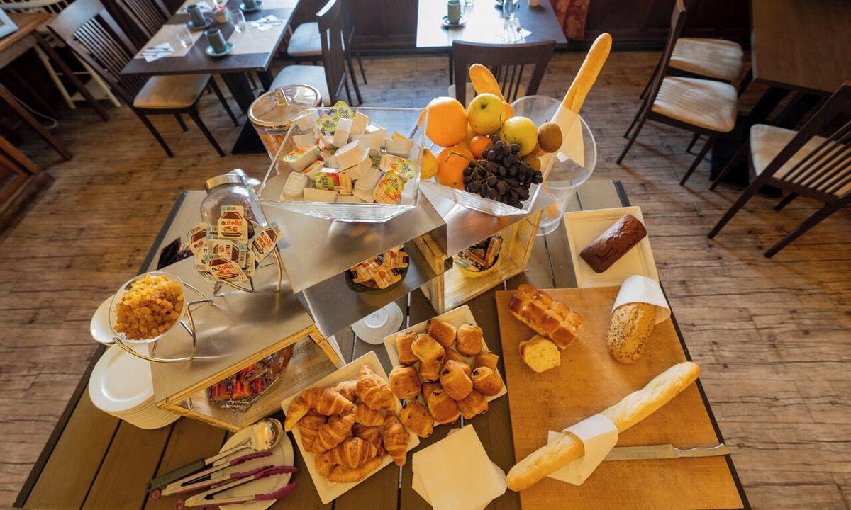 Digoin Hotel | Hôtel Le Relais Du Canalou