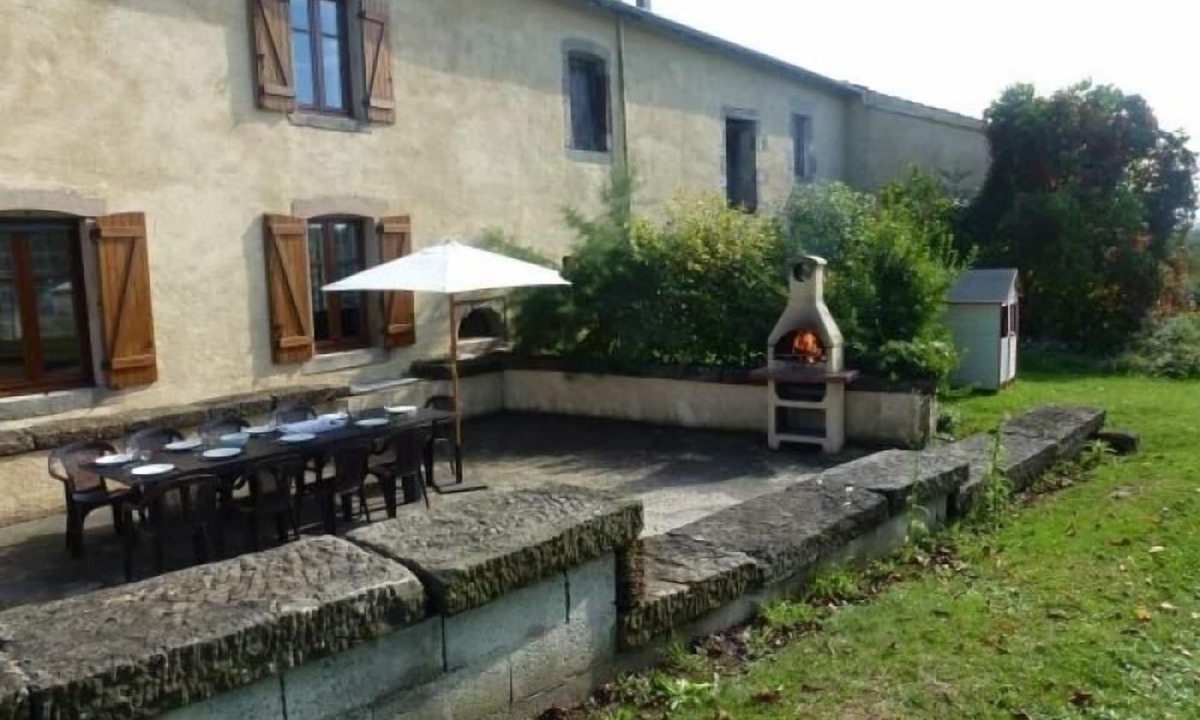 Serocourt Cottage | Historic Château with Modern Comforts, Electric Vehicle Charging, Near Vittel’s Thermal Baths