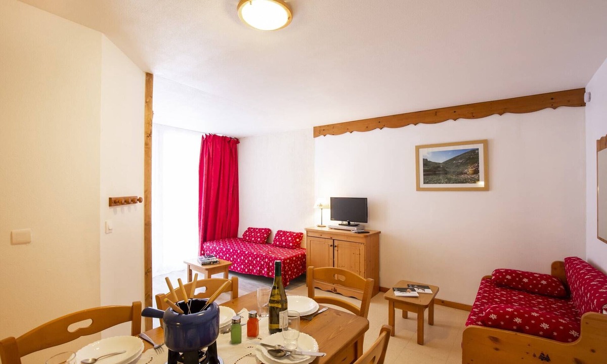 Bramans House | Holiday home for 6 people with balcony