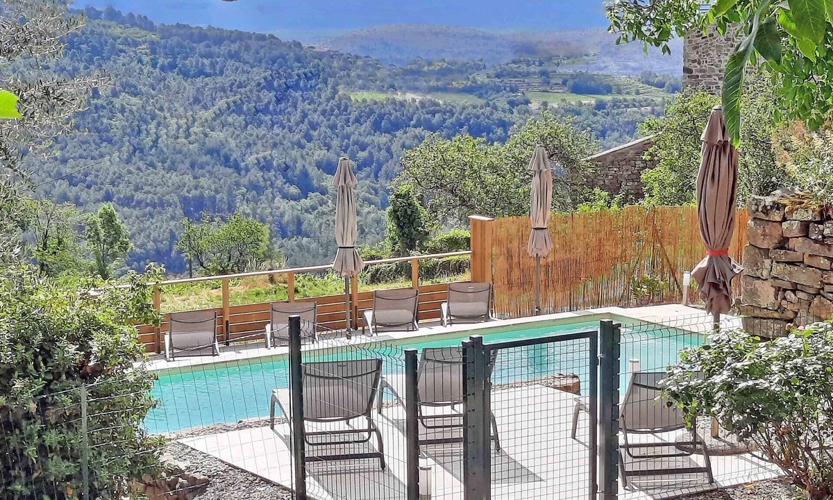 Chassiers House | Holiday house Chassiers for 1 - 7 persons with 3 bedrooms - Holiday home